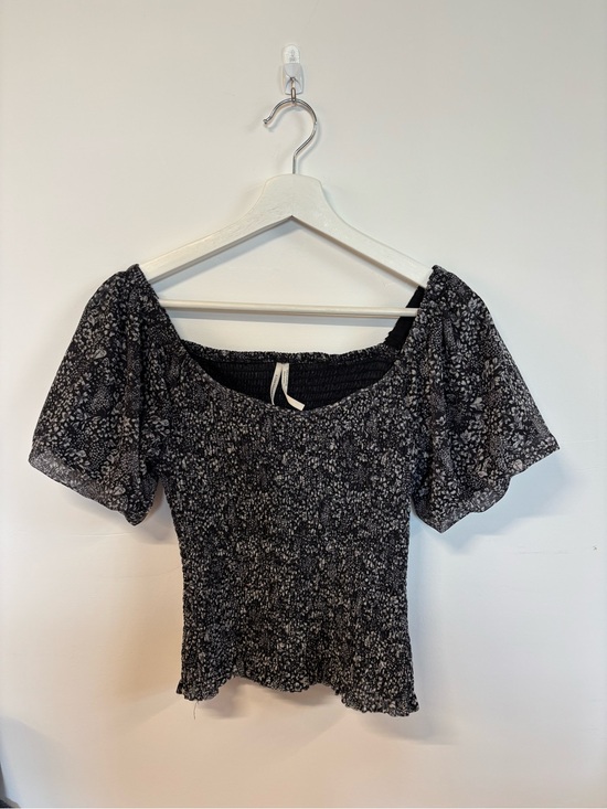 Anthropologie Tops - Anthropologie Aurelia Smocked Top Size Small